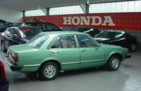  2 Honda Accord 4 . 